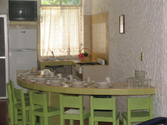 Hotel Y Suites Bugambilias Rincon de Guayabitos Room photo