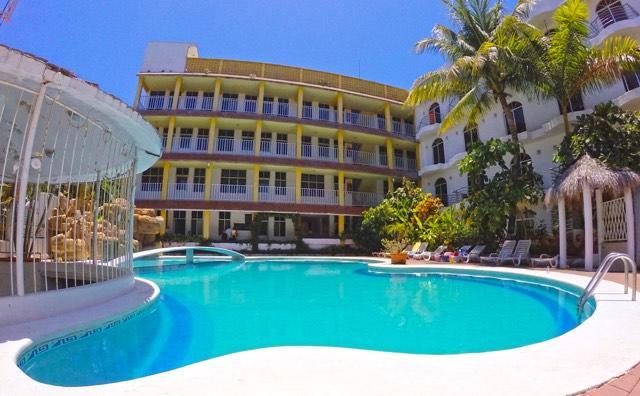 Hotel Y Suites Bugambilias Rincon de Guayabitos Exterior photo
