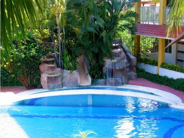 Hotel Y Suites Bugambilias Rincon de Guayabitos Exterior photo