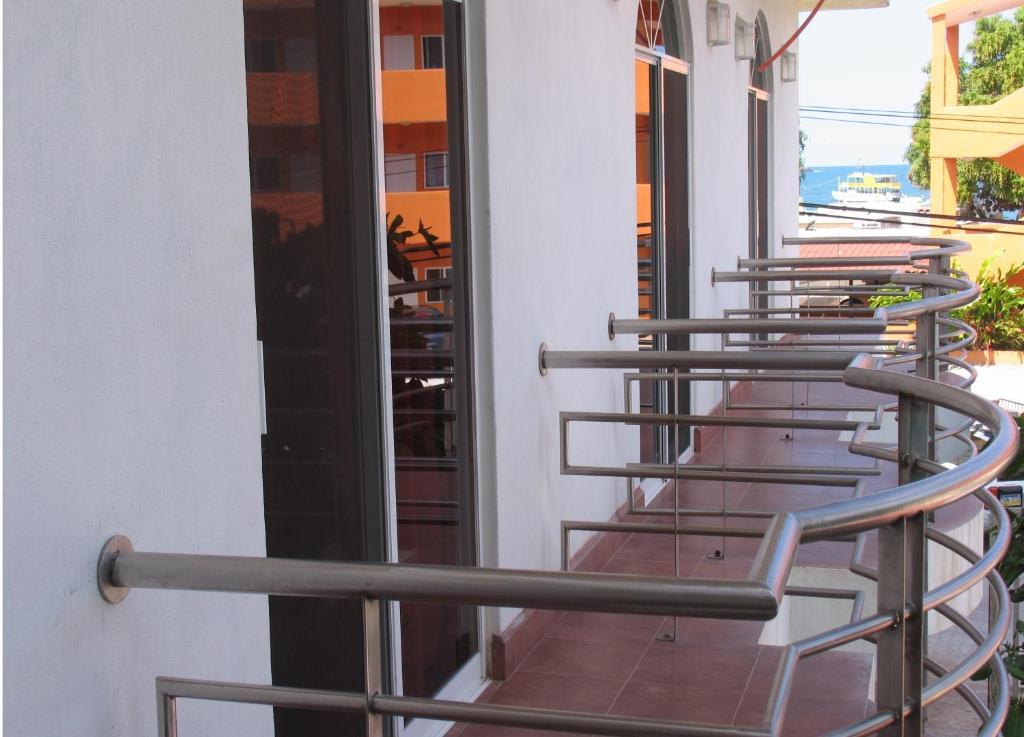 Hotel Y Suites Bugambilias Rincon de Guayabitos Exterior photo